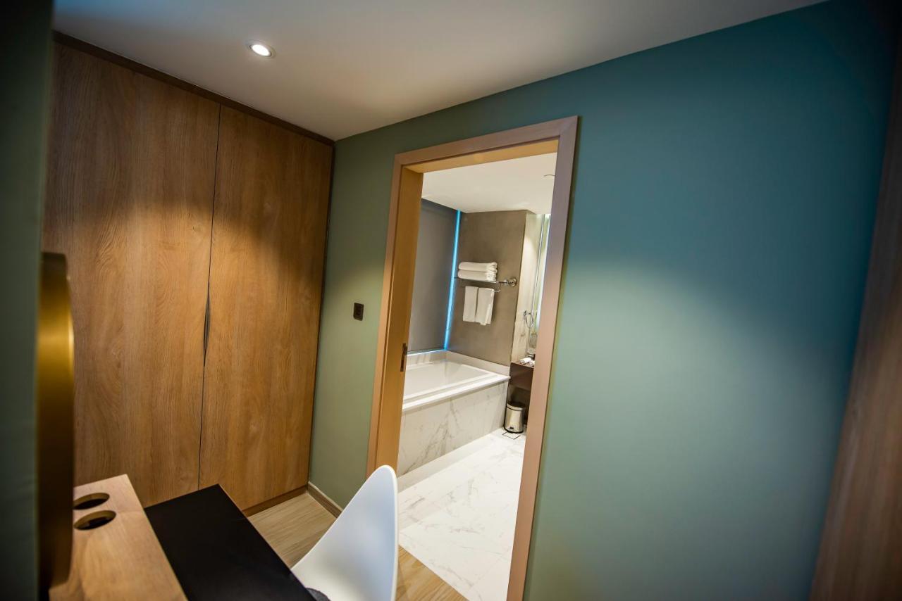 La Vie Gardens Hotel Apartments Dubai Exterior photo